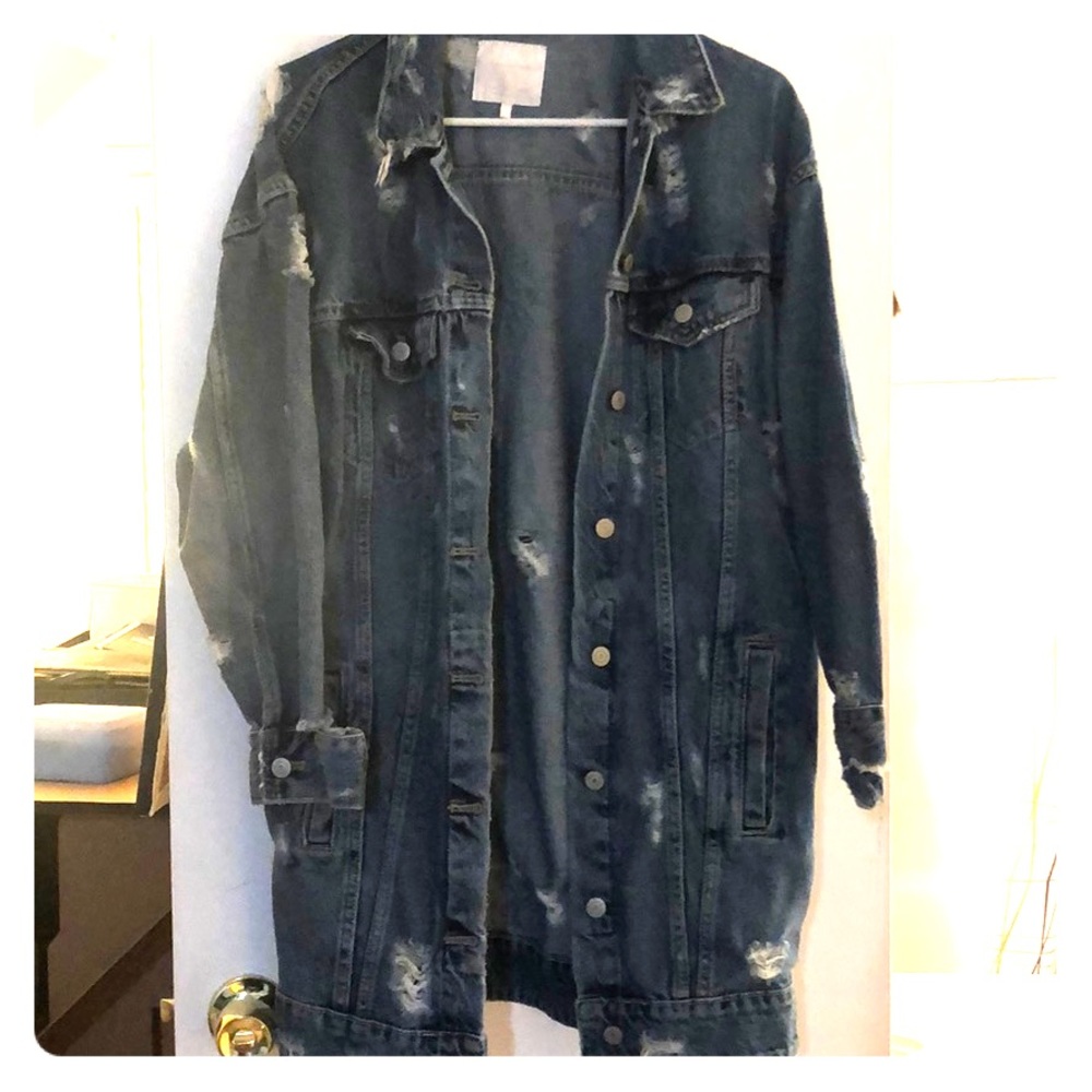 Zara Denim-wear Vintage Ripped Jean Jacket